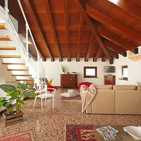 Apartment Peschieraloft